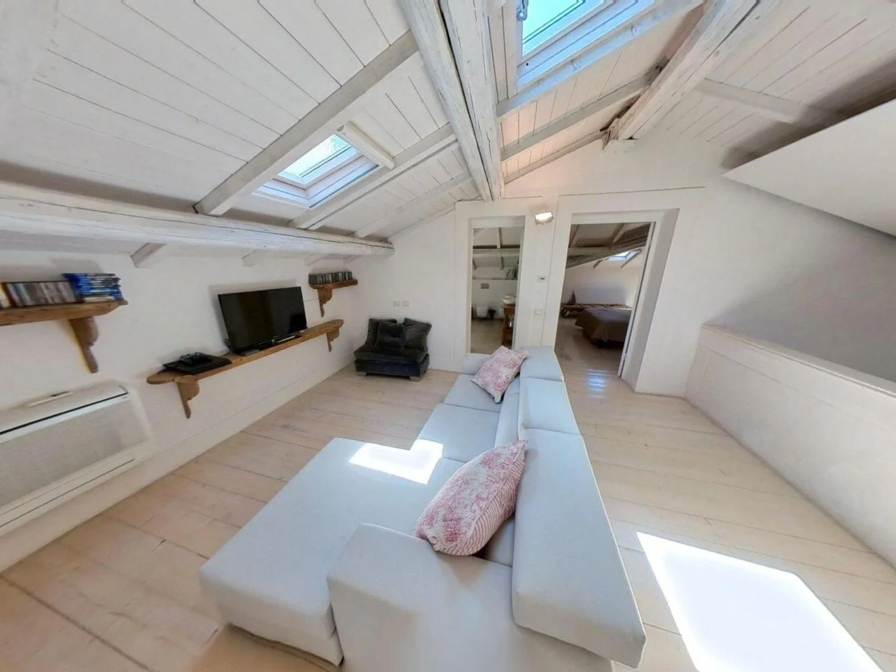 Gallery photo 10