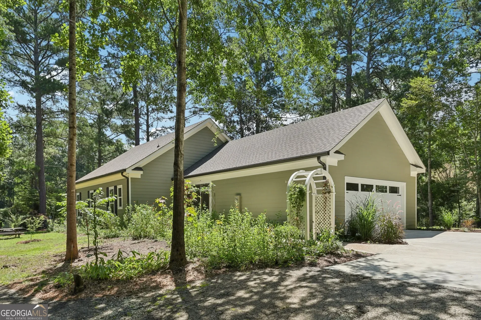 Property photo 8