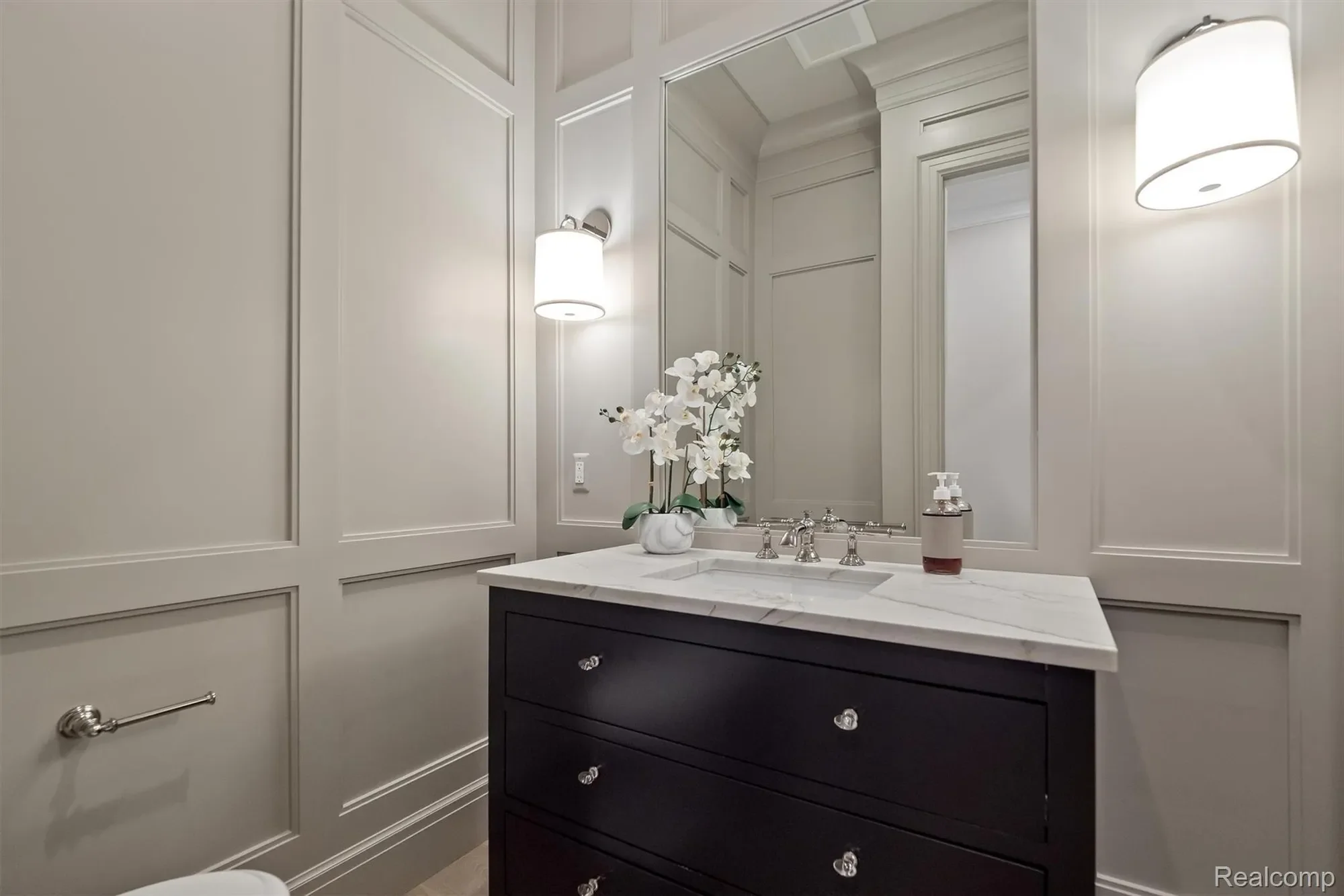329 Linden Road, Birmingham, MI 48009, Birmingham, Michigan, United States. - Photo 19