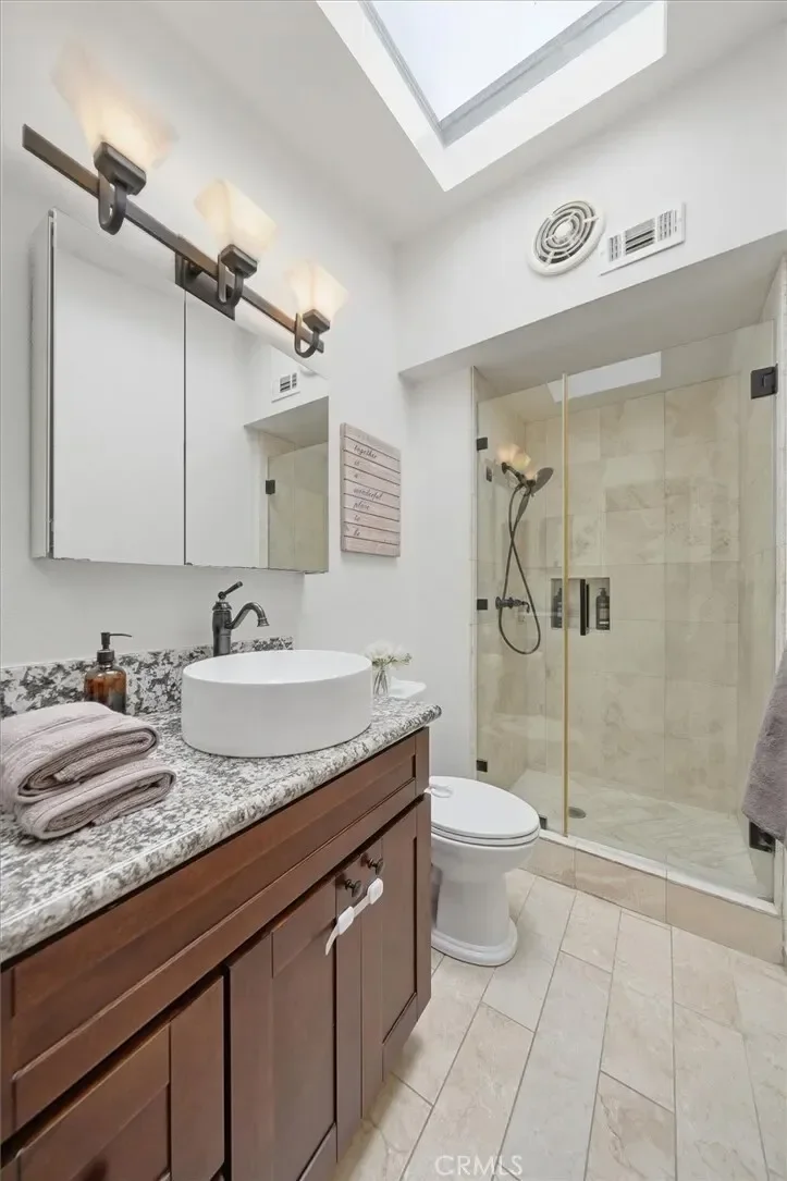 1805 Stanford, Torrance, California, United States. - Photo 19