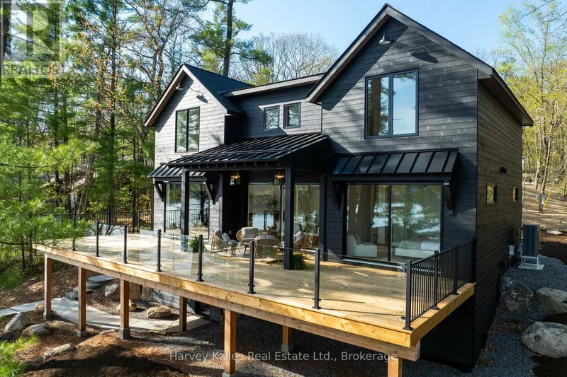 1029 East Rankin Road, Muskoka Lakes (Medora), ON, P0B1J0, CANADA, Port Carling, Ontario, Canada. - Photo 16