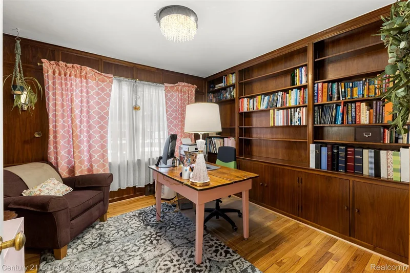 24801 Newton Street, Dearborn, MI 48124, Dearborn, Michigan, United States. - Photo 33