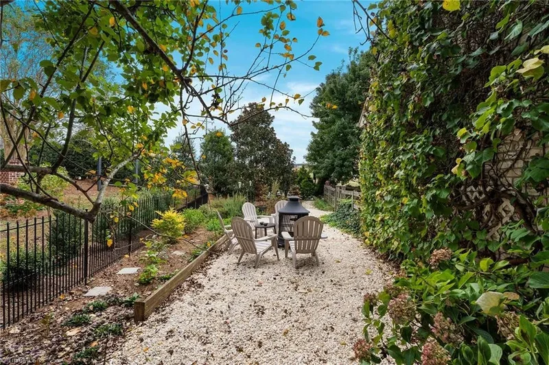 515 Silverbrook Court, Winston-Salem, North Carolina, United States. - Photo 15