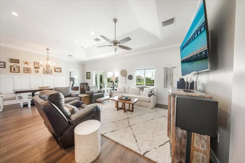 209 E Bruce Court, MARATHON, FL 33050, Marathon, Florida, United States. - Photo 14