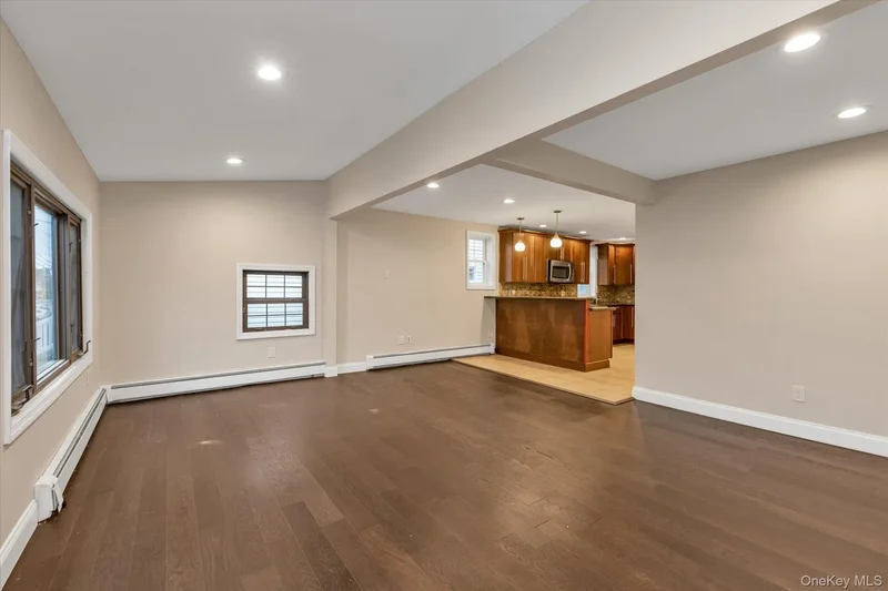 719 Lincoln Street, Baldwin, New York, United States. - Photo 7