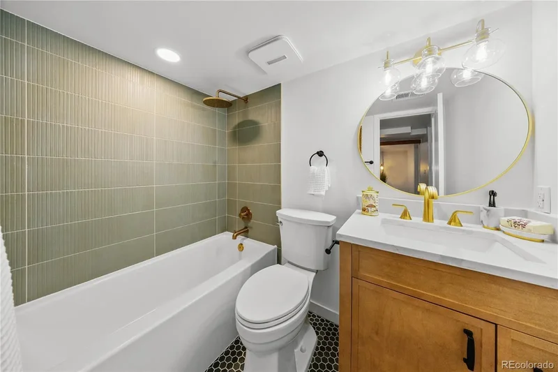 2541 Elm Street, Denver, Colorado, United States. - Photo 24