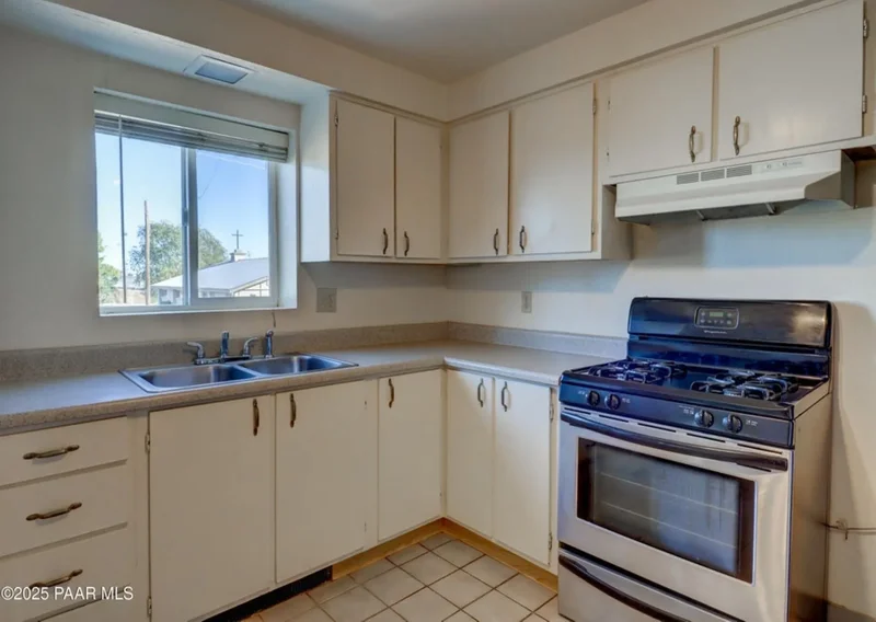 8515 East Leigh Drive , Prescott Valley, AZ 86314, Prescott Valley, Arizona, United States. - Photo 41