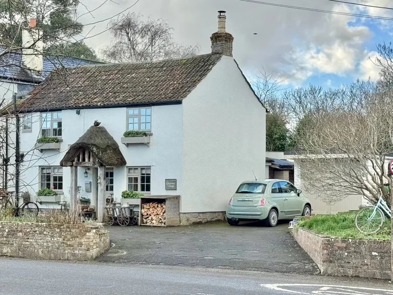 A charming and characterful period cottage, situated in an idyllic spot in the heart of North Curry.
