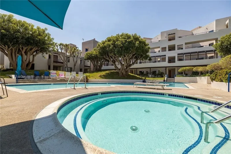 510 The Village, #103, Redondo Beach, CA, 90277, USA, Torrance, California, United States. - Photo 37