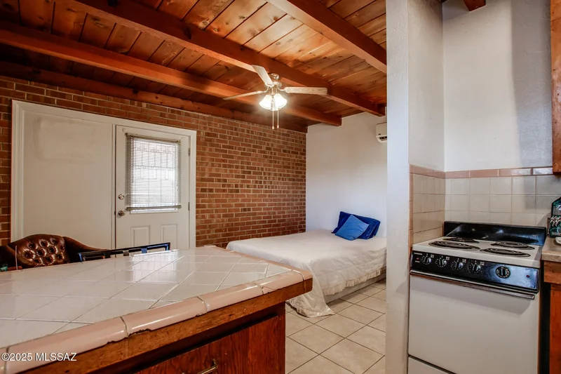 1330 E Broadway Boulevard, Tucson, Arizona, United States. - Photo 20