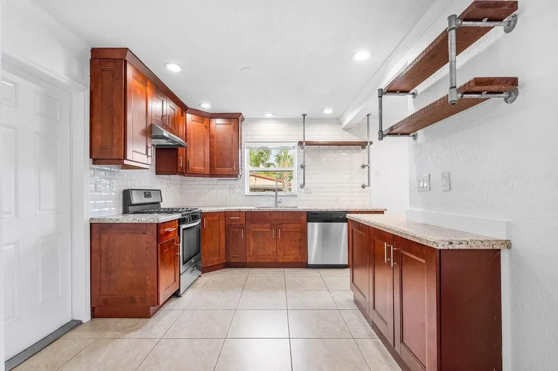 3250 SW 12th Ave, Fort Lauderdale, FL 33315, Fort Lauderdale, Florida, United States. - Photo 32