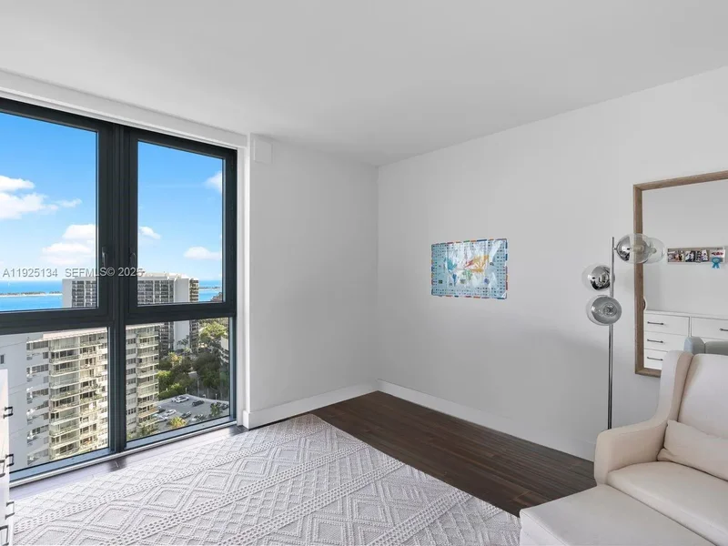 1331 Brickell Bay Dr 1811, Miami, Florida, United States. - Photo 25