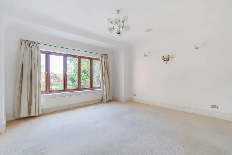 Sendhurst Grange, Woodhill, Woking, England, United Kingdom. - Photo 30