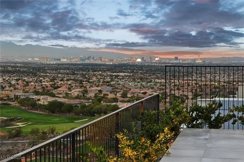 471 Serenity Point Drive, Henderson, Nevada, United States. - Photo 3