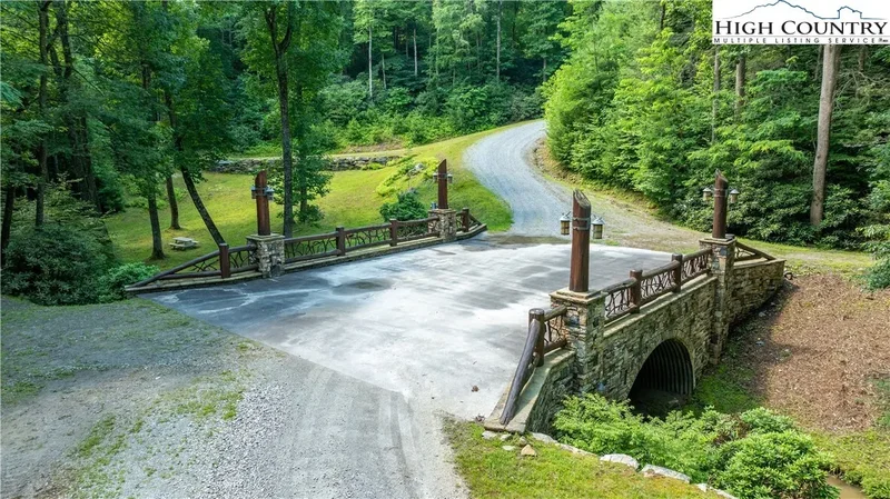 8179 Baileys Creek Trail, Lenoir, North Carolina, United States. - Photo 22