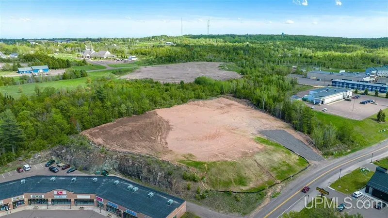 TBD Razorback, Houghton, MI 49931, Houghton, Michigan, United States. - Photo 17