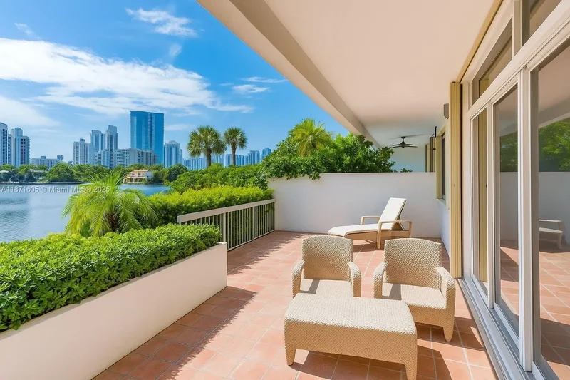 19707 Turnberry Way #TH-6, Aventura, FL 33180, Aventura, Florida, United States. - Photo 22