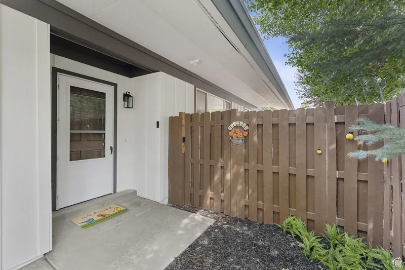Single Family Residence in Kimball Junction