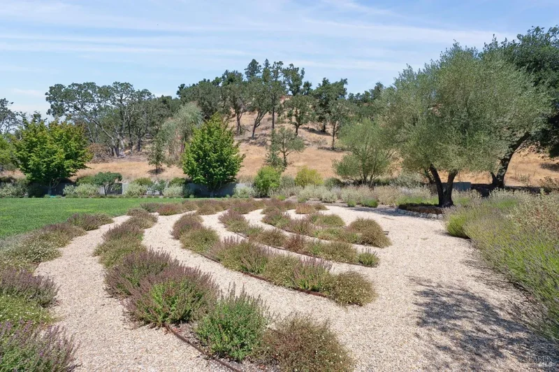 13422 Chalk Hill Road, Healdsburg, California, United States. - Photo 31