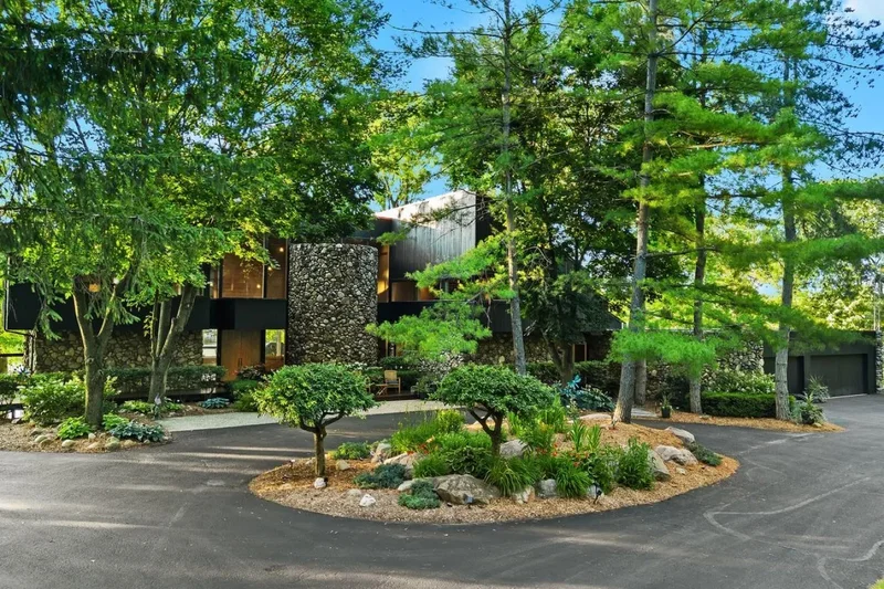 2095 Brighton Shores Trail, Howell, Michigan, United States. - Photo 17