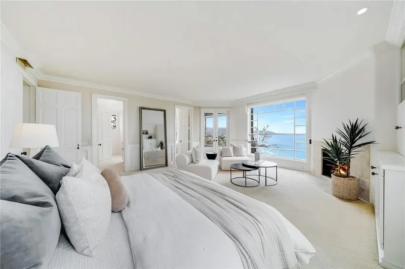 245 Crescent Bay Drive, Laguna Beach, California, United States. - Photo 43