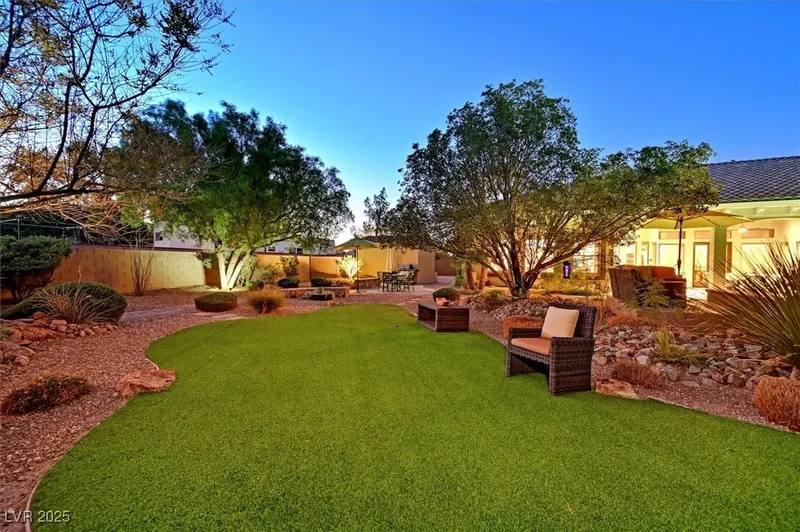 8485 Frazier Park Court, Las Vegas, NV 89143, Las Vegas, Nevada, United States. - Photo 20