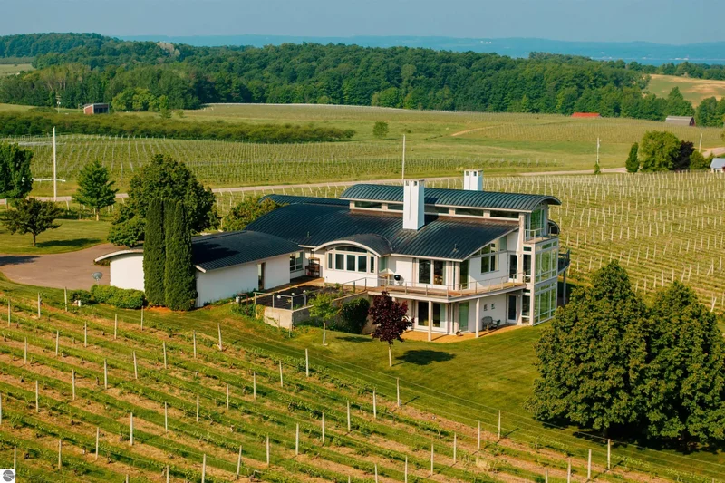 2721 Nelson Road, Traverse City, MI 49686, Traverse City, Michigan, United States. - Photo 50