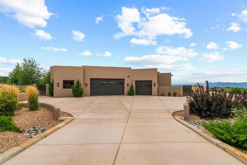 7 Plano Arbolito , Santa Fe, NM 87506, Santa Fe, New Mexico, United States. - Photo 21