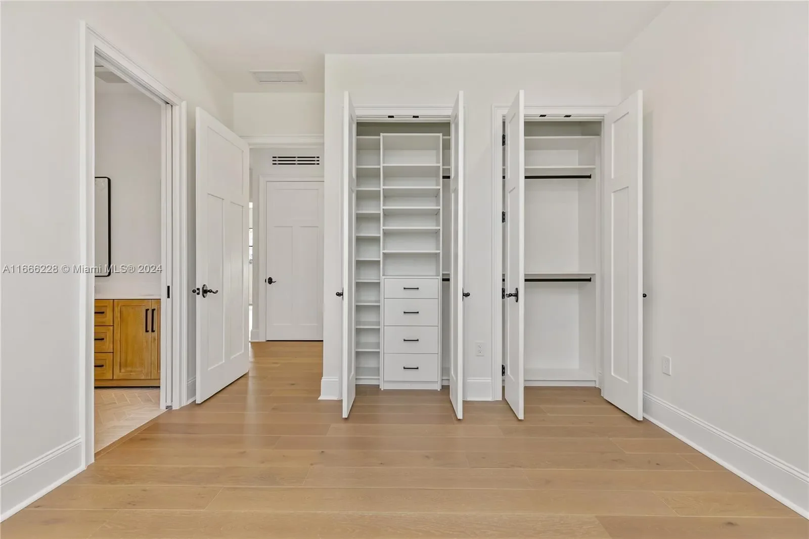 Gallery photo 5