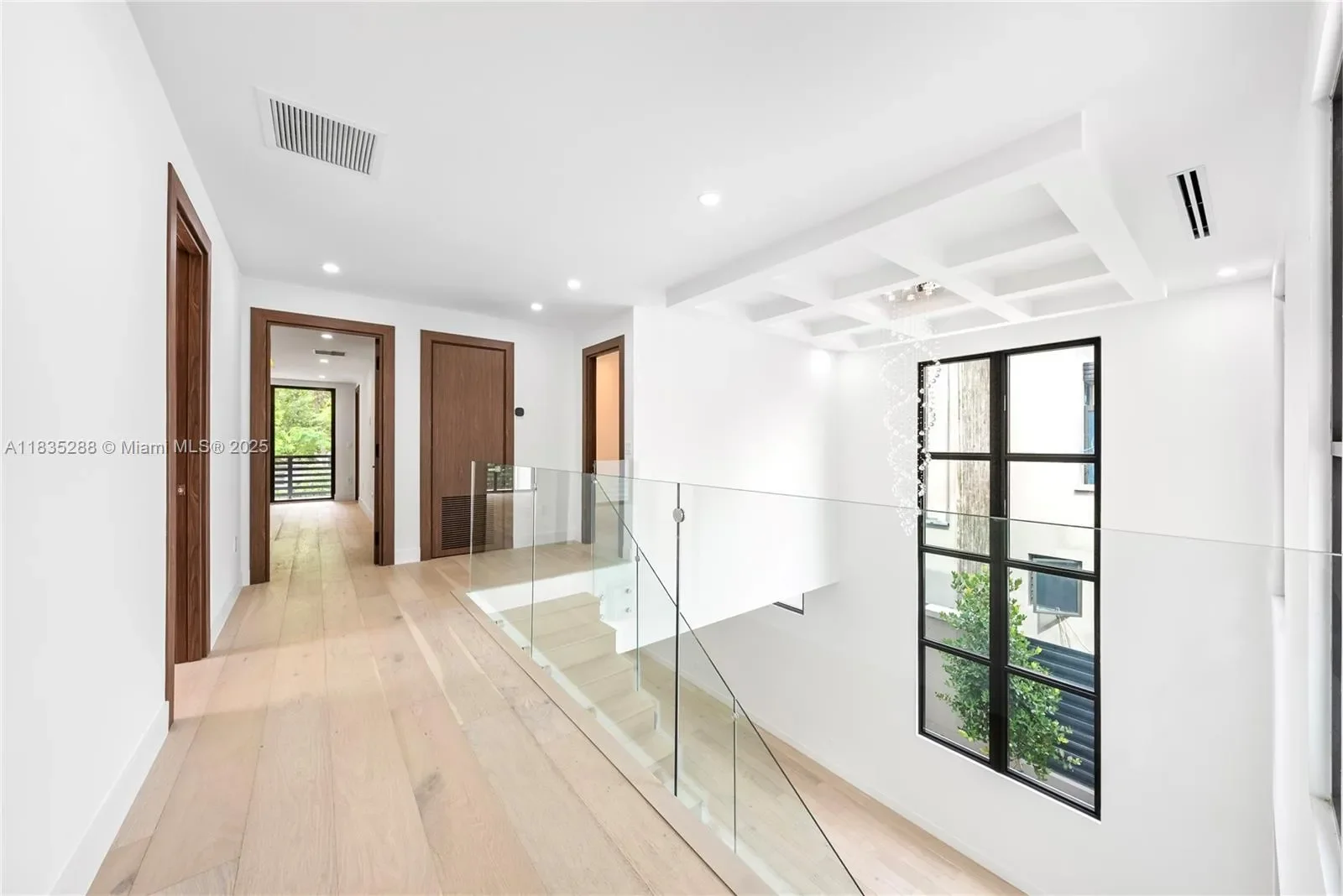 260 NW 47th St, Miami, Florida, United States. - Photo 5