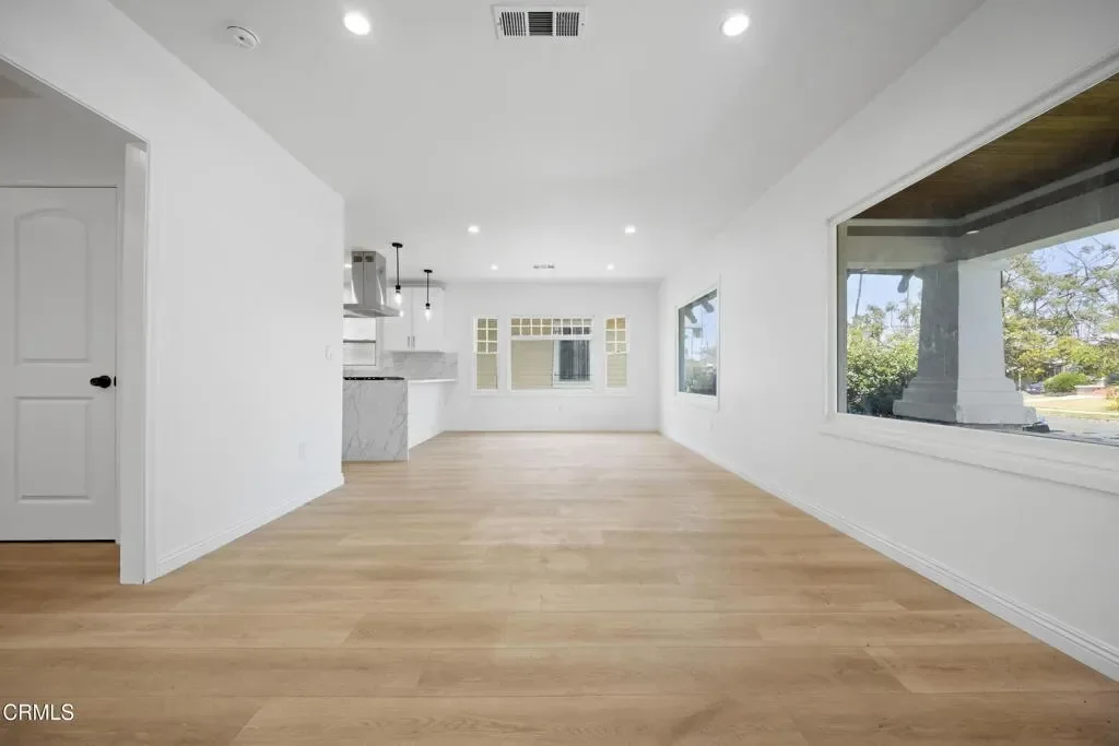 3609 4th Avenue, Los Angeles, California, United States. - Photo 4