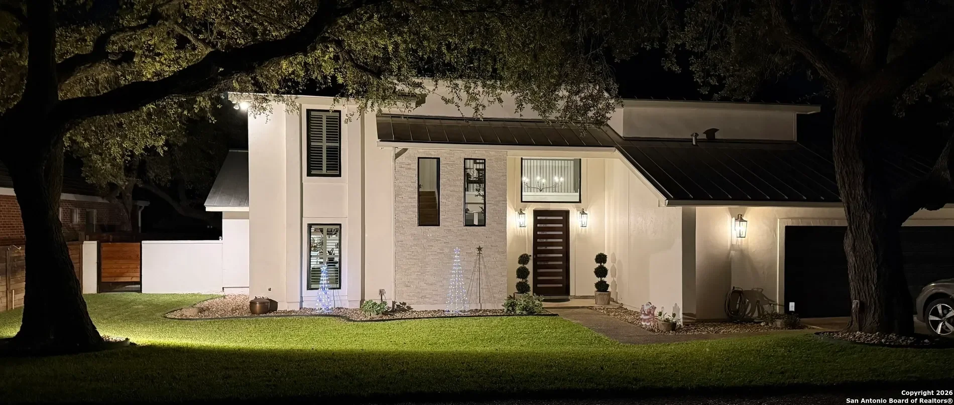 Exterior photo 11