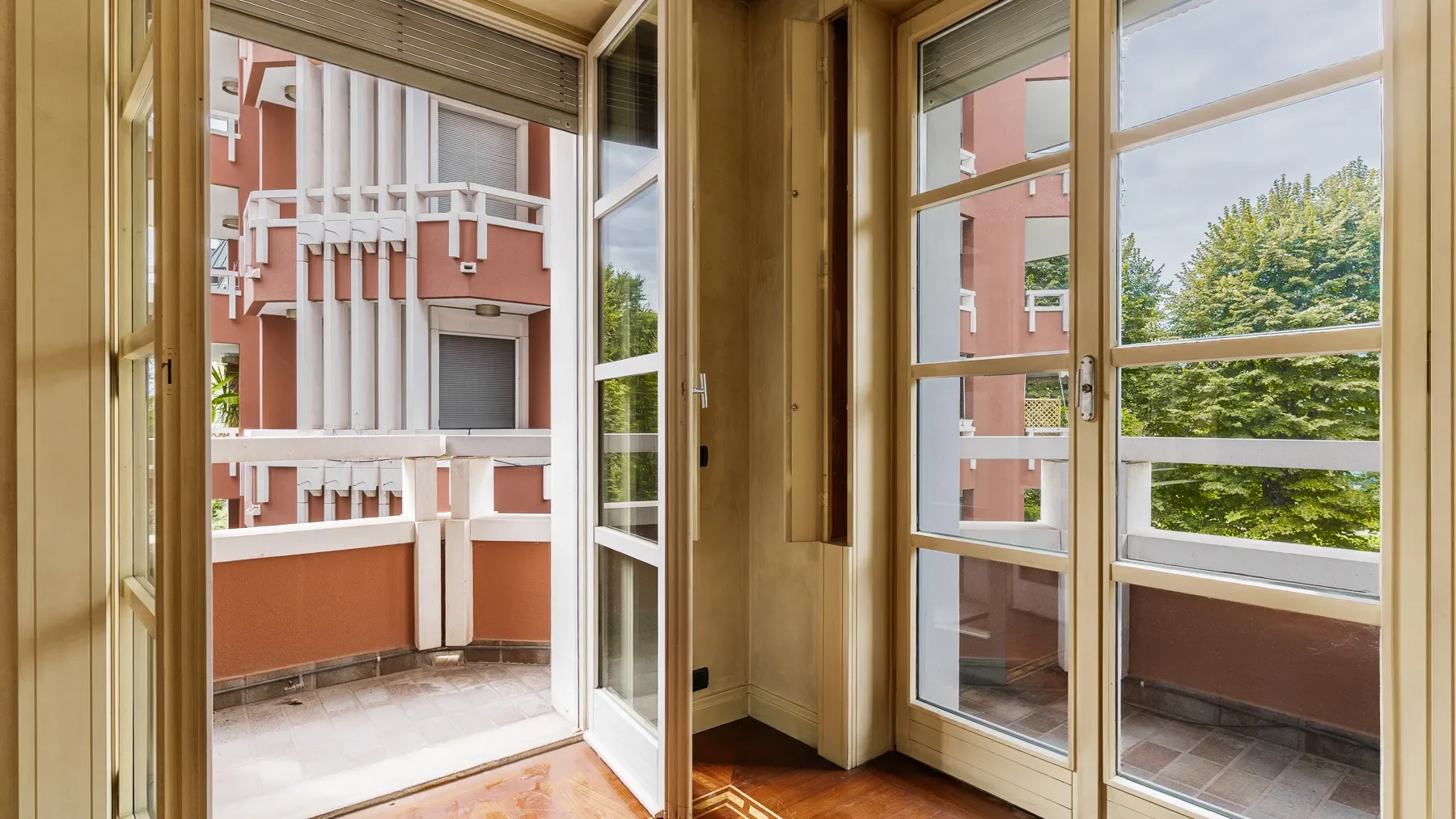 Via Fetonte, Lombardia, Milan, Lombardy, Italy. - Photo 33