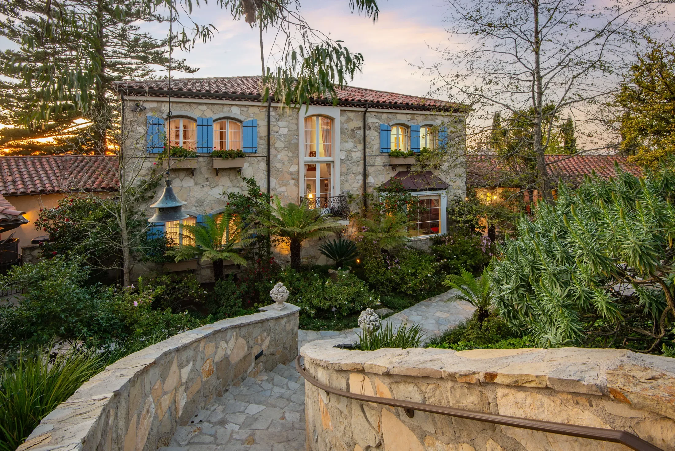 1412 Lower Paseo La Cresta , Palos Verdes Estates, CA 90274, Rolling Hills Estates, California, United States. - Photo 3