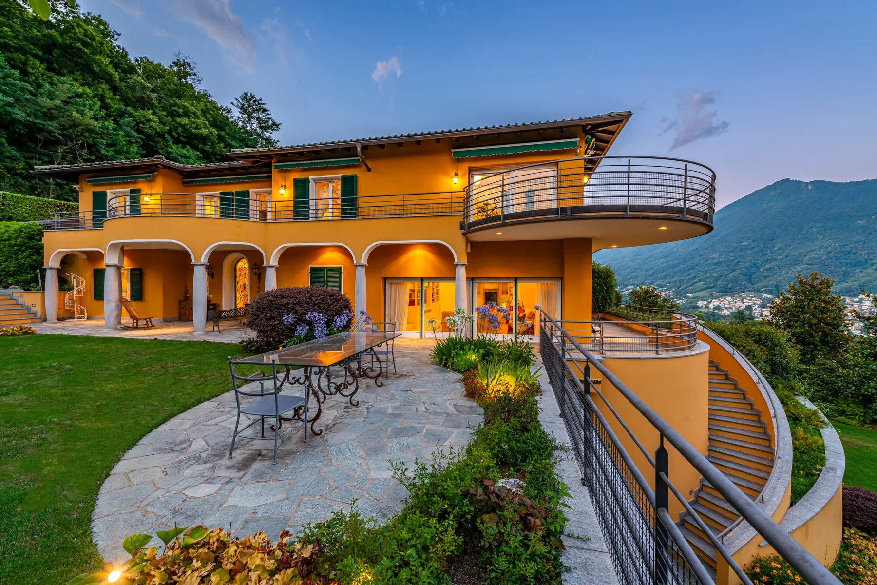 Property photo 3