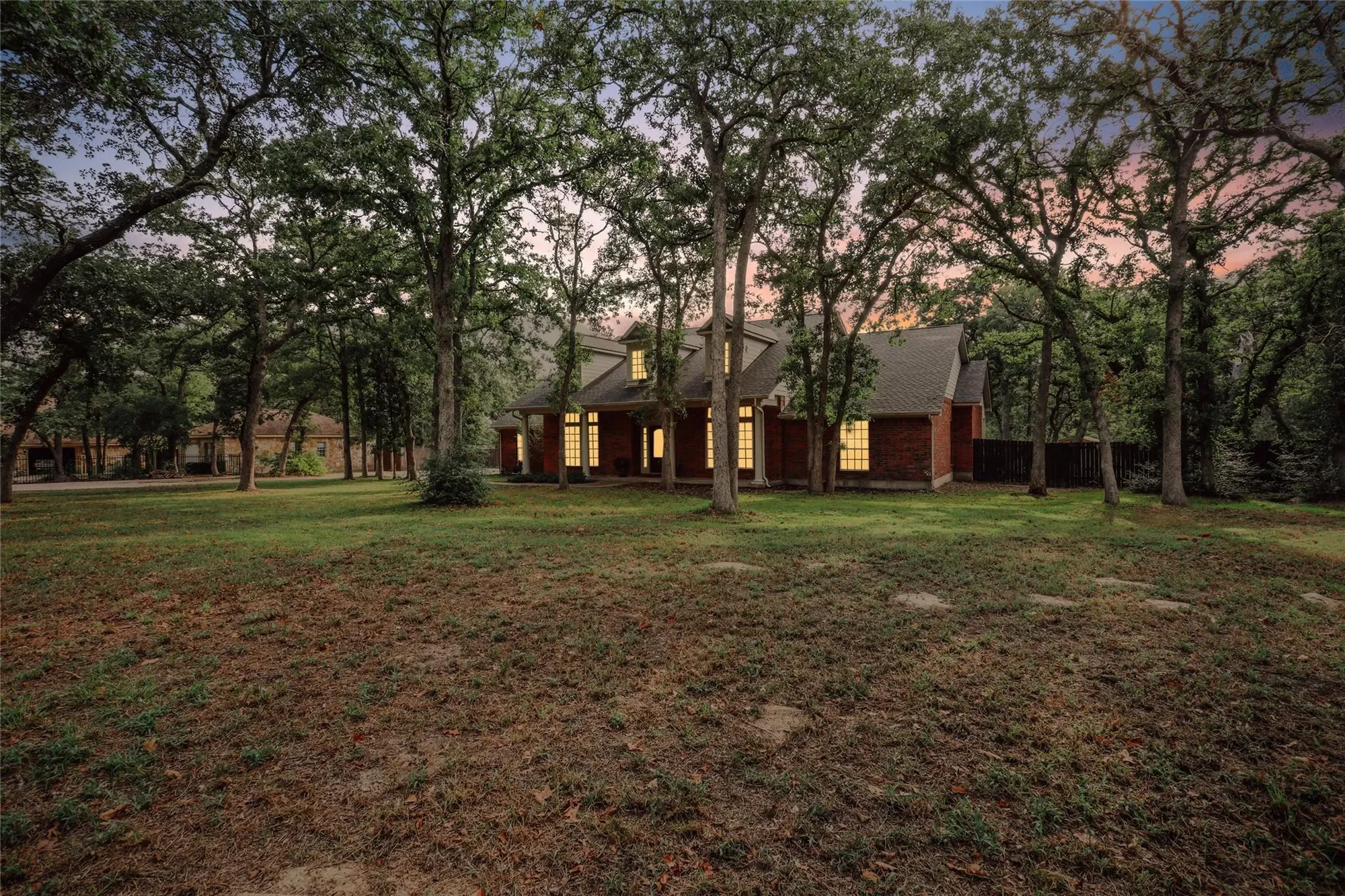 120 Juniper TRL, Elgin, Texas, United States. - Photo 29