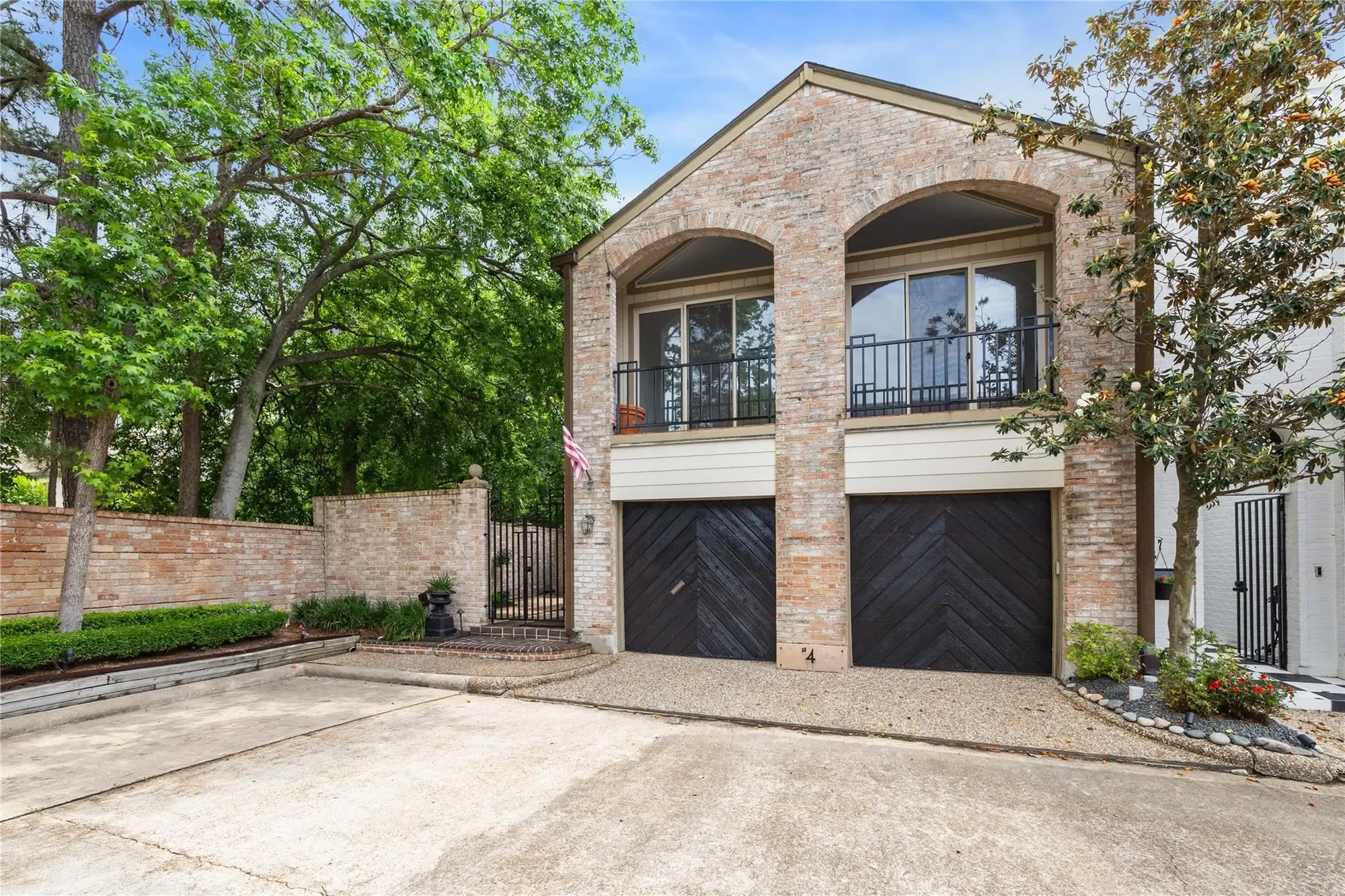 4 River Hollow Lane, Houston, Texas, United States. - Photo 26