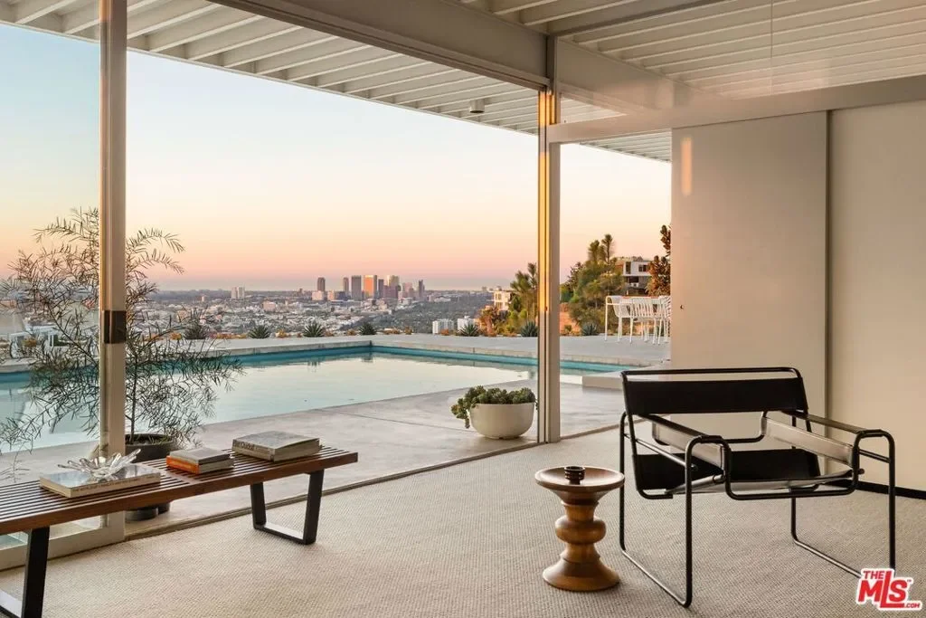 1635 Woods Drive, Los Angeles, California, United States. - Photo 7
