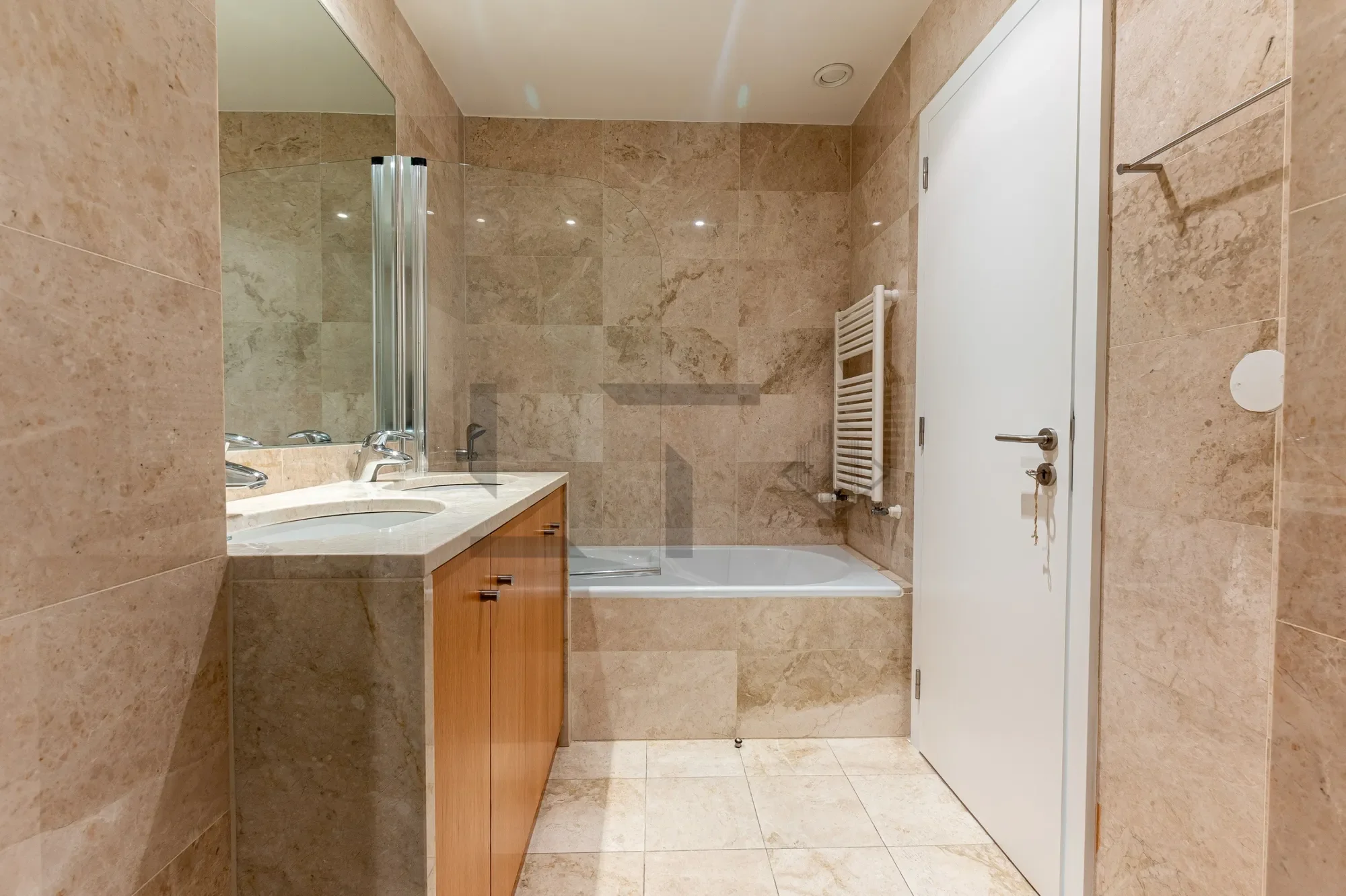 Gallery photo 10