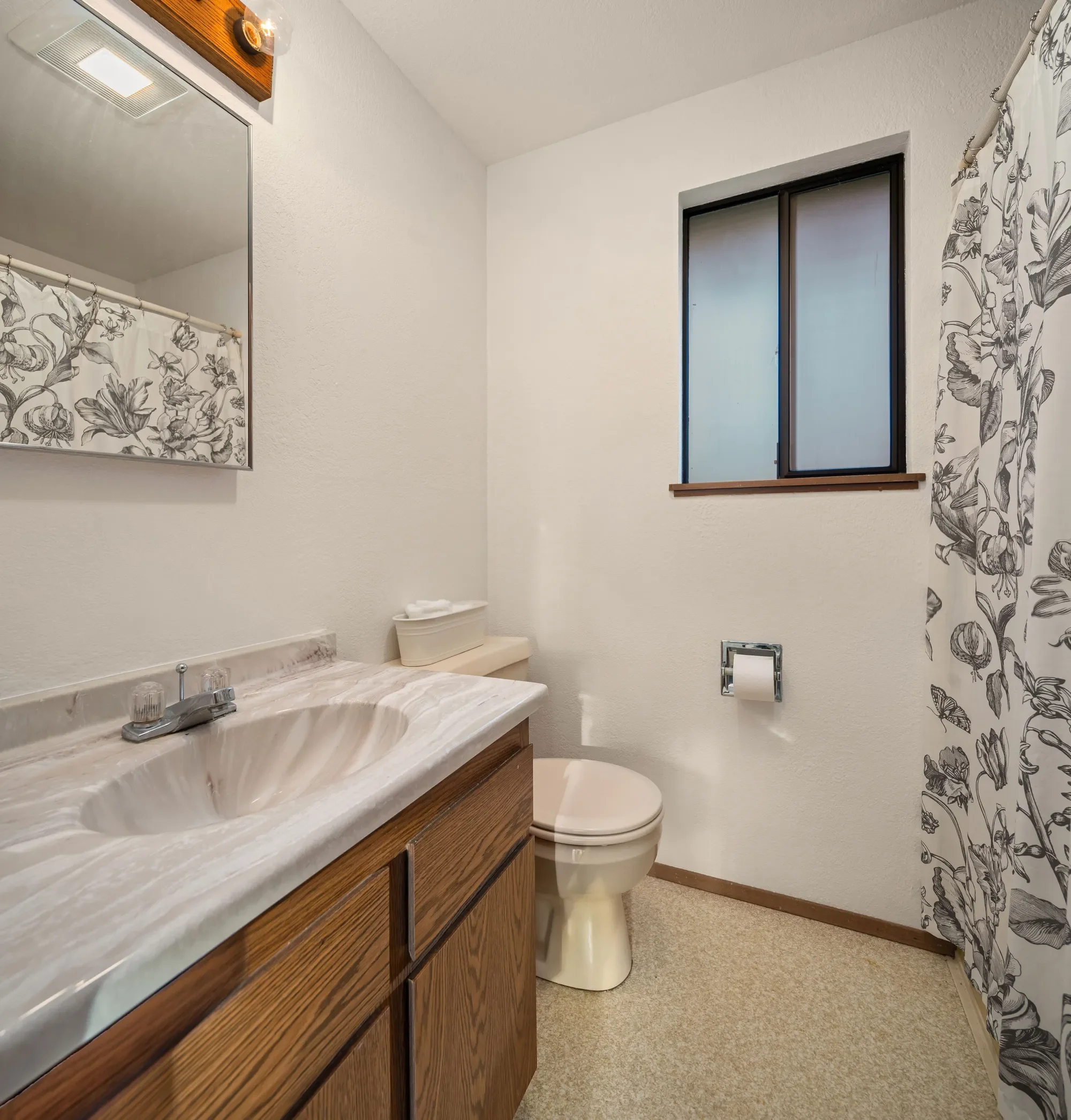 2180 Inverness Wy , Coupeville, WA 98239, Coupeville, Washington, United States. - Photo 15