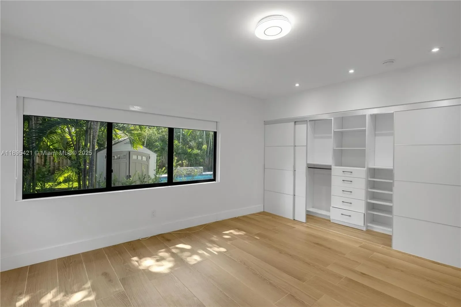 1132 NE 101ST St, Miami, Florida, United States. - Photo 18