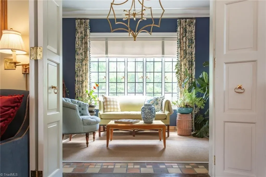 Gallery photo 10