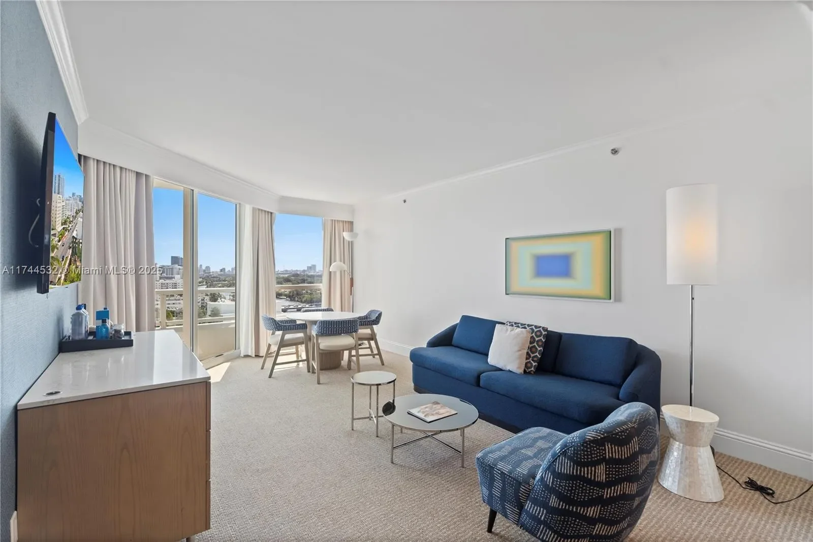 4401 COLLINS AV 1206, Miami Beach, Florida, United States. - Photo 8