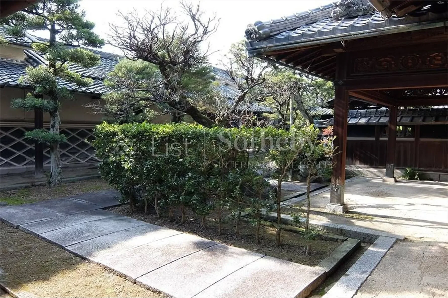 Gallery photo 3