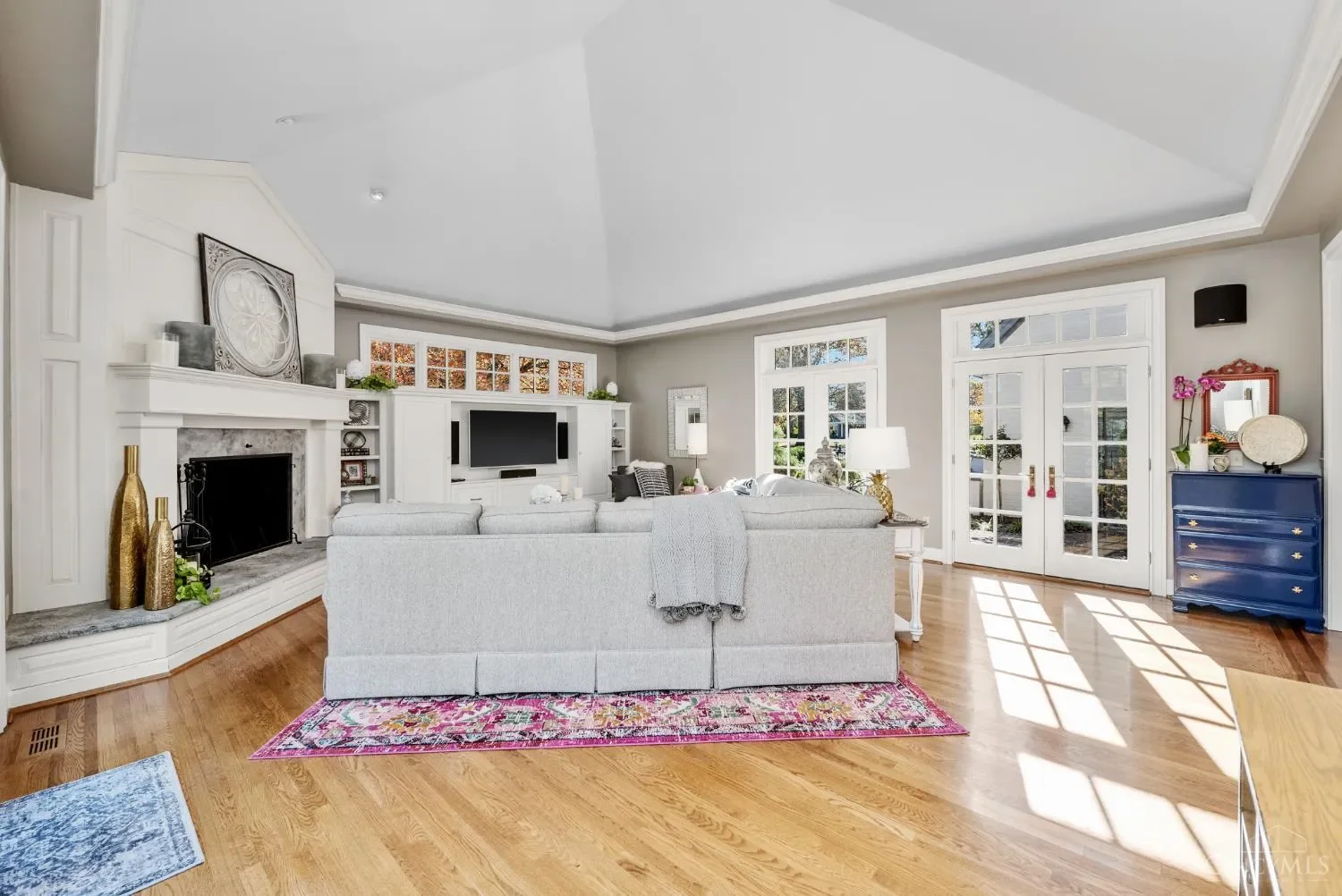 8765 Old Indian Hill Road, Cincinnati, OH 45243, Cincinnati, Ohio, United States. - Photo 15