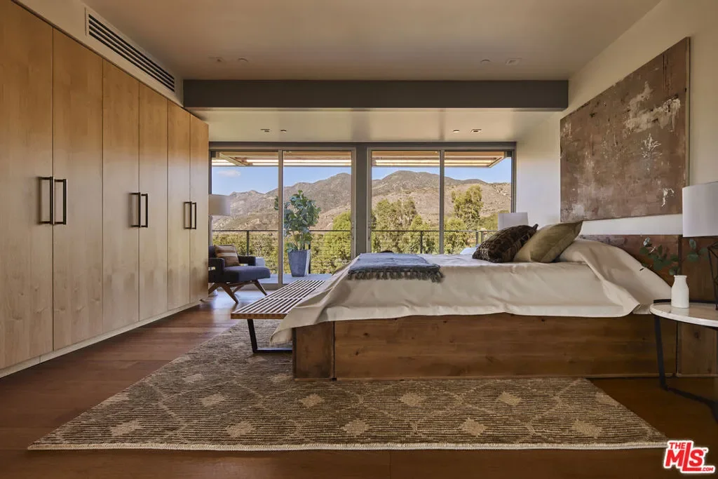5924 Bonsall Drive, Malibu, California, United States. - Photo 24