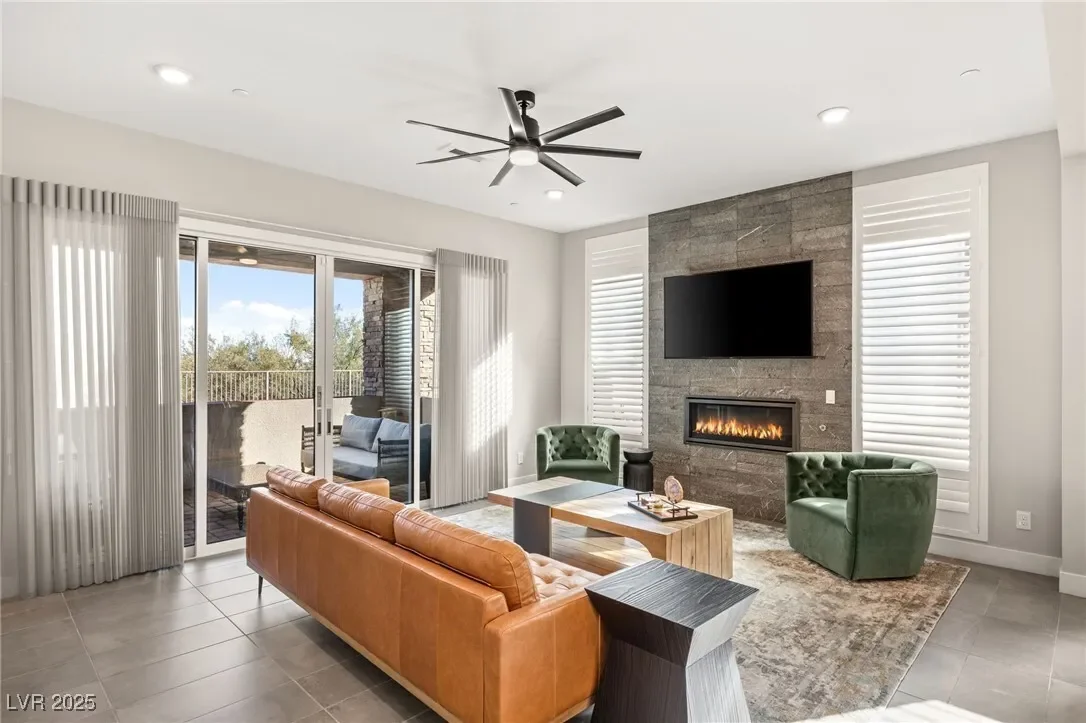 11280 Granite Ridge Drive 1012, Las Vegas, Nevada, United States. - Photo 8
