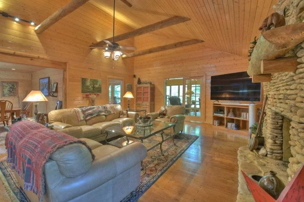 Gallery photo 6