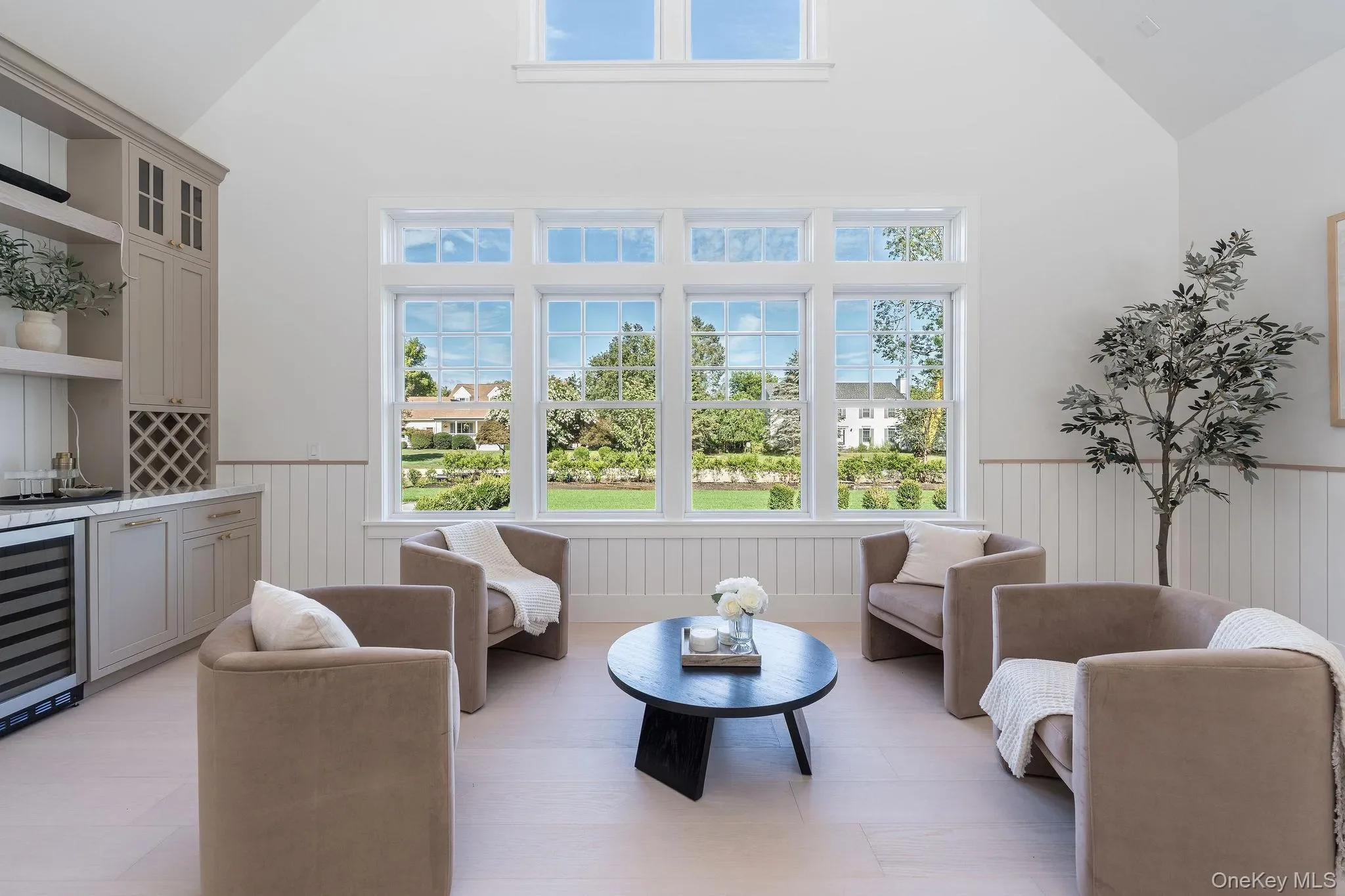 1955 Laurel Avenue, Southold, New York, United States. - Photo 4