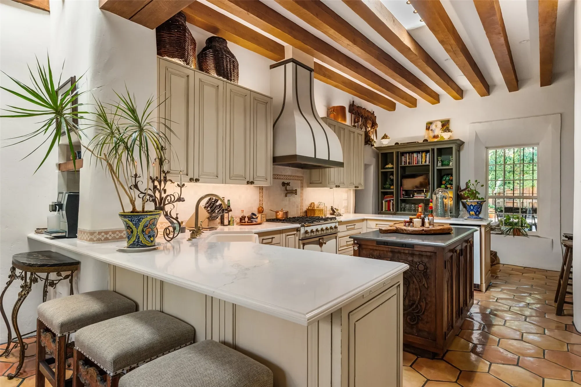 1379 Canyon Road , Santa Fe, NM 87501, Santa Fe, New Mexico, United States. - Photo 7